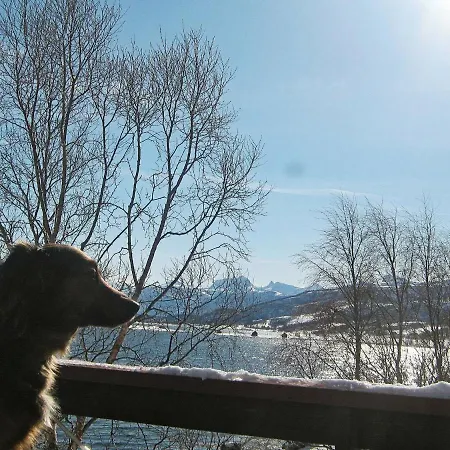 Three-bedroom Holiday In Hamnvik 1 *